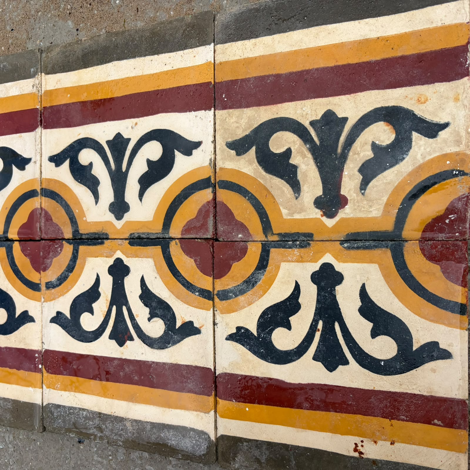 laterale cornice