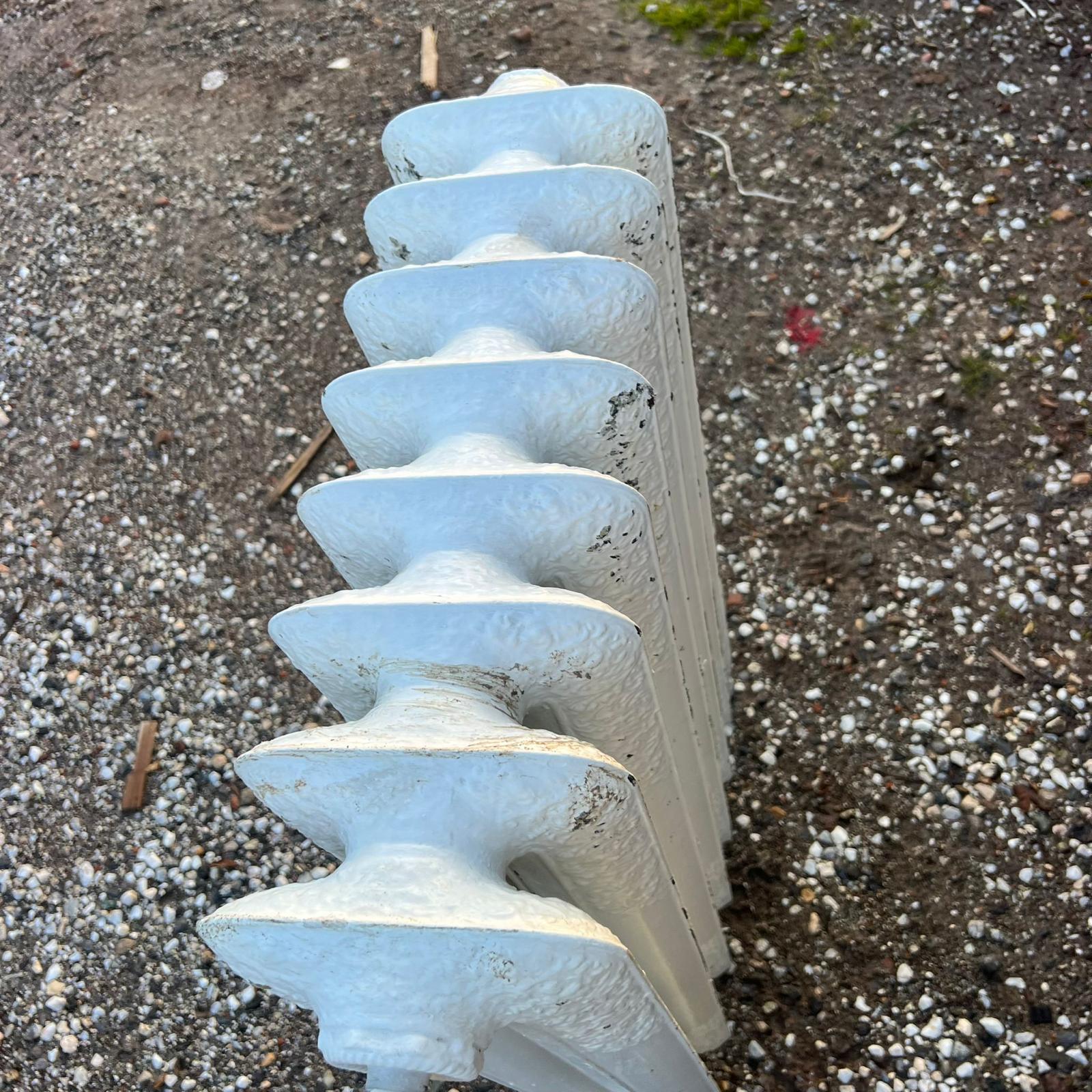 lato superiore termosifone ghisa 