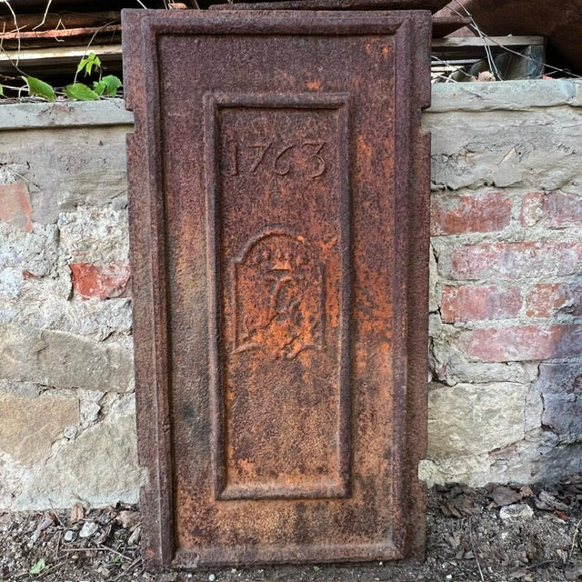 piastra da camino in ghisa