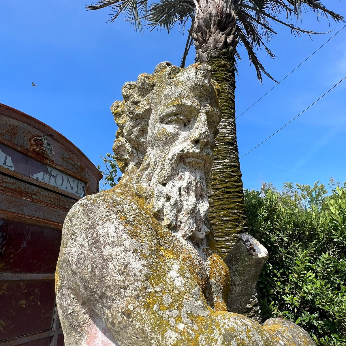 statua agglomerato viso