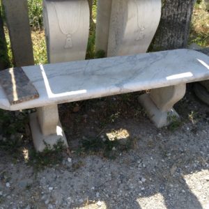 Panchina in marmo di Carrara